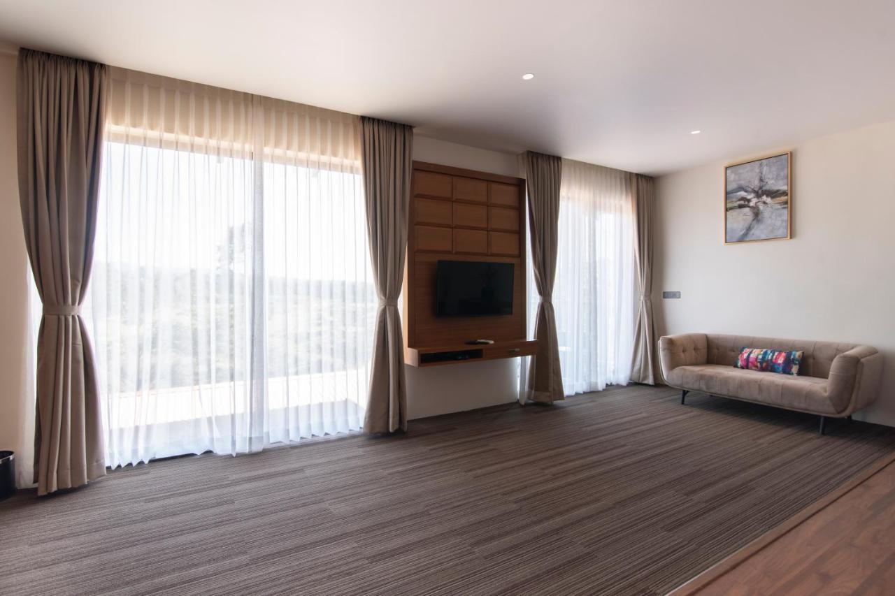 Chikmagalūr Global Village Luxury Resorts מראה חיצוני תמונה